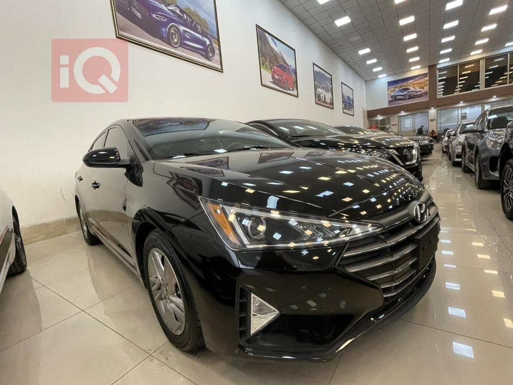 هیوندای ئەلەنترا